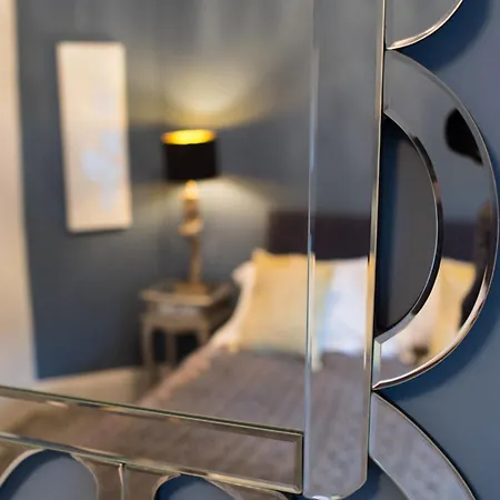 1 Bed In Hh080